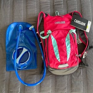 NWT Camelbak mini M.U.L.E.